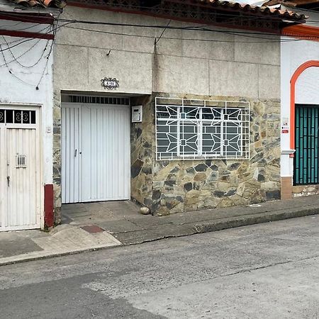 Casona San Cayetano Hotel Cali Exterior photo
